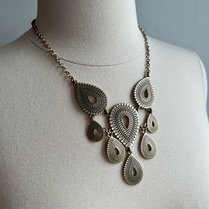 Lucky Brand Gold Chunky Necklace